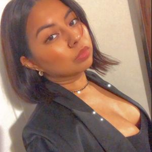 Meet your Posher, Jasmin